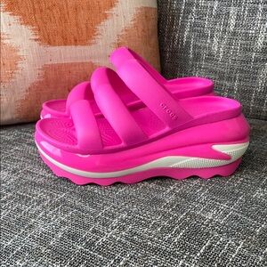 CROCS Mega Crush Triple Strap